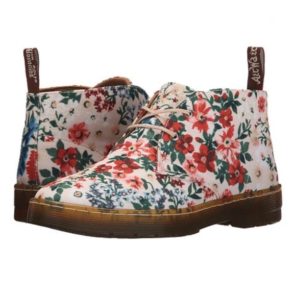 Dr. Martens Shoes - Dr. Martens Daytona Desert Floral Canvas Boots Shoes Size 8